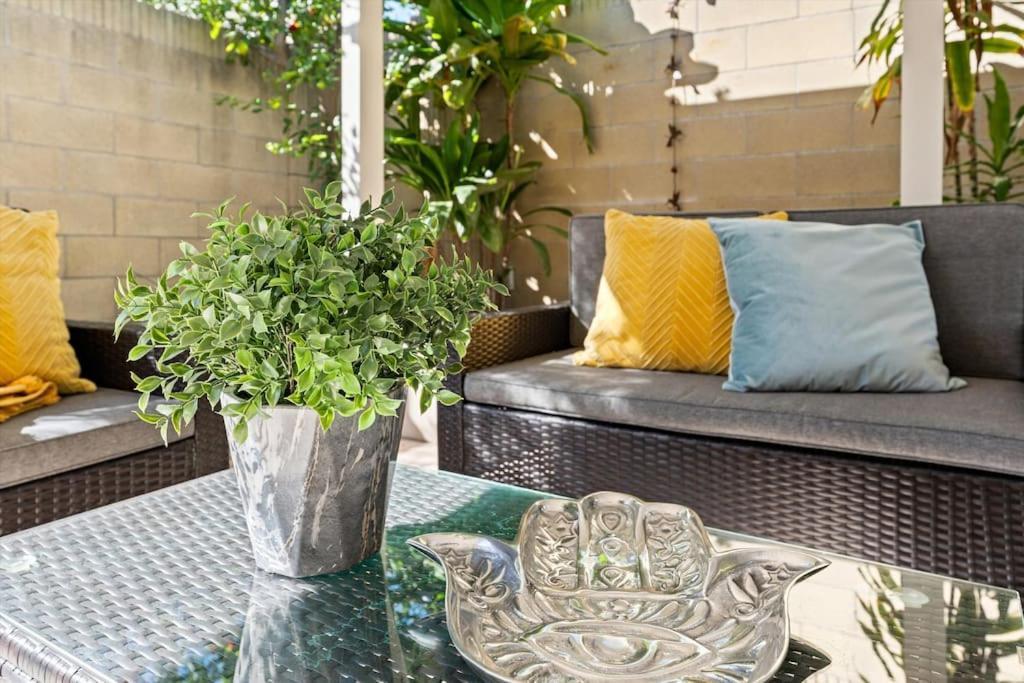 Seabreeze-Modern Home W Outdoor Living&Near Beach Хантингтон-Бич Экстерьер фото